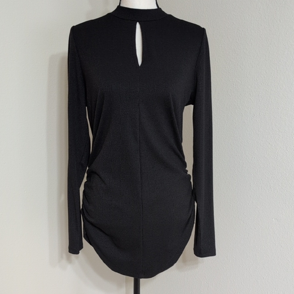 NWOT Lane Bryant Fitted Cut-Out Neck Side Ruched Top